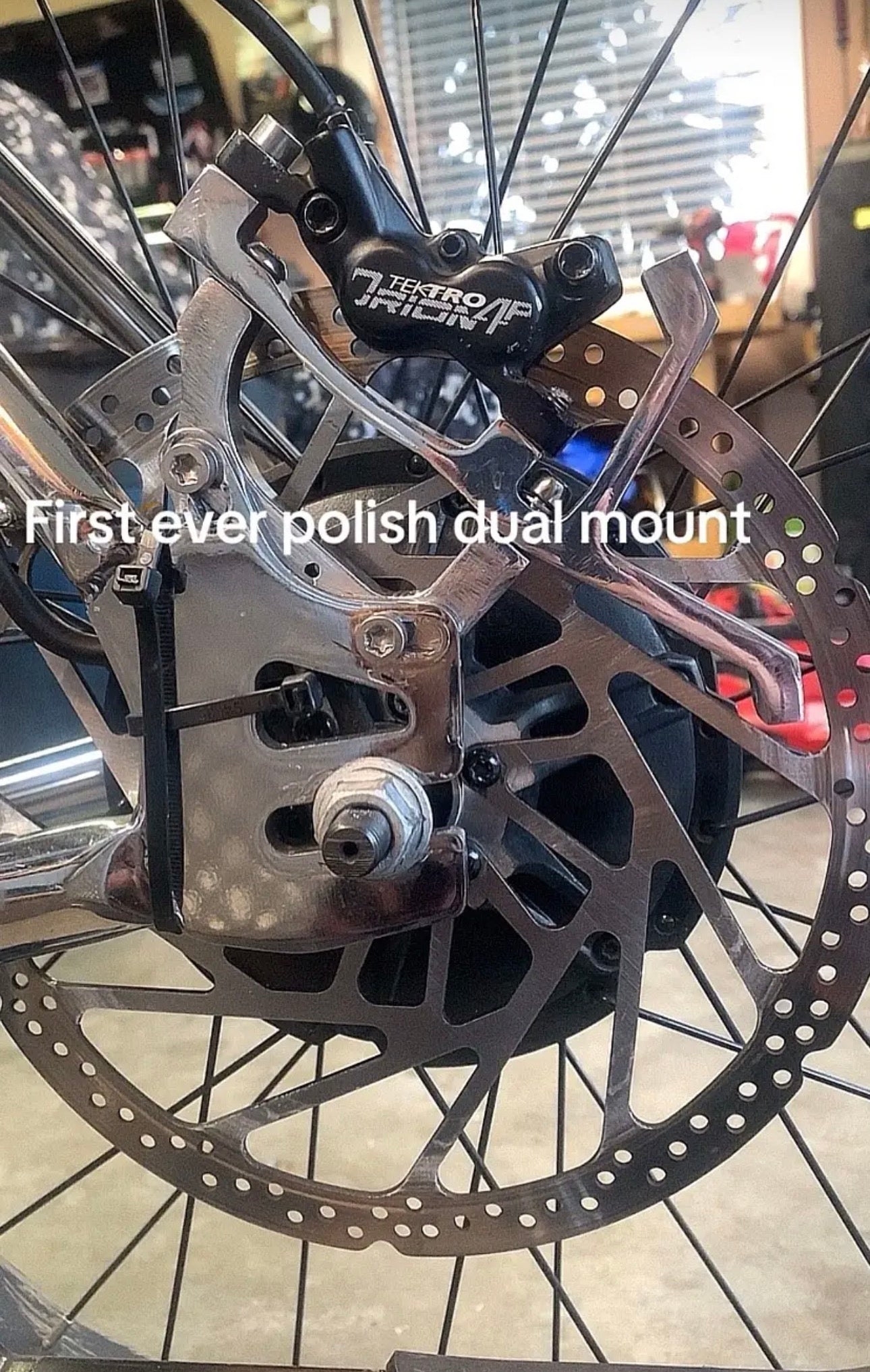 Chrome dual caliper mount (PRE ORDER)