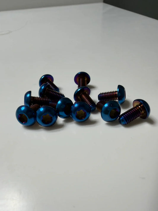 Yozma titanium bolts for plastic flairing side guards