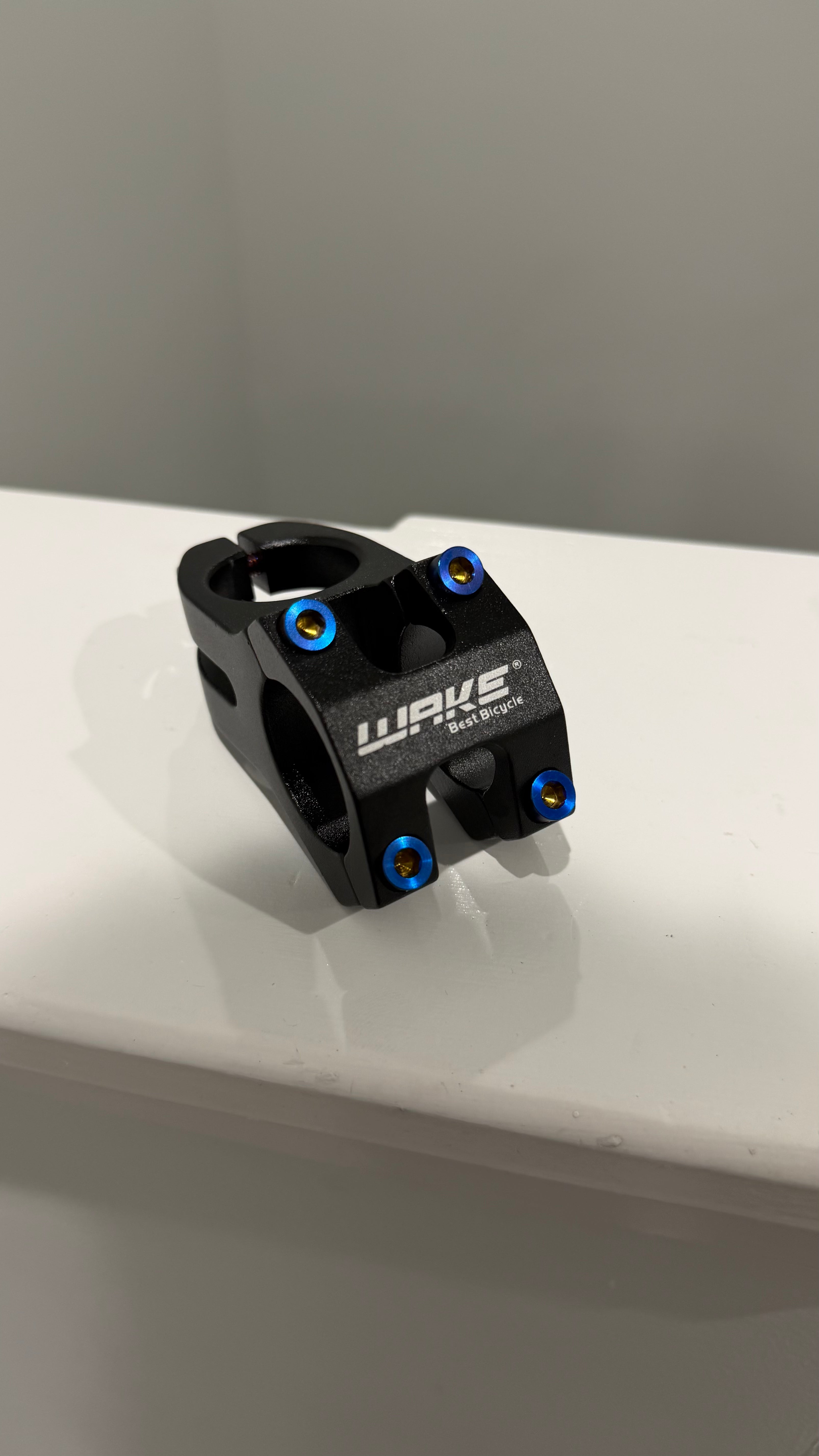 22.2/31.8 Titanium Stem Bolts (2 week preorder)